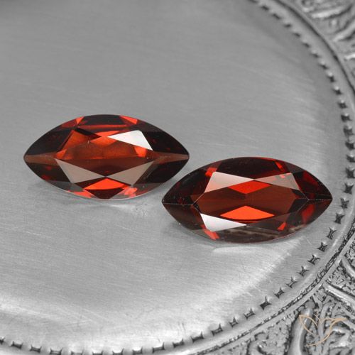 3.56ctw Naturale Rosso Sangue Profondo Granato Piropo, Taglio marquise, VVS-VS