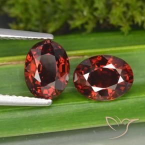 Gemme di Granato Piropo Rosso scuro naturale da 3.40 ct, Ovale, VVS-VS