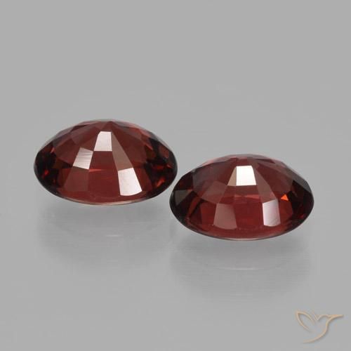 Gemme di Granato Piropo Rosso Sangue Profondo naturale da 3.35 ct, Ovale, VVS-VS