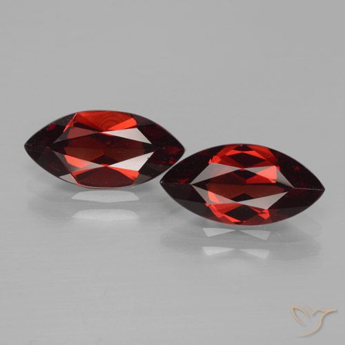 3.82ctw Naturale Rosso Sangue Profondo Granato Piropo, Taglio marquise, VVS-VS