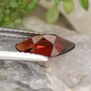 Granato Piropo Rosso scuro naturale da 1.30 ct, Taglio marquise, VVS-VS