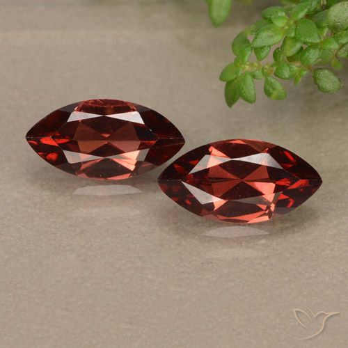 2.49ctw Naturale Rosso scarlatto profondo Granato Piropo, Taglio marquise, VVS-VS
