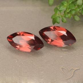 Gemme di Granato Piropo Rosso scarlatto profondo naturale da 2.49 ct, Taglio marquise, VVS-VS