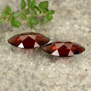 Gemme di Granato Piropo Rosso scuro naturale da 2.40 ct, Taglio marquise, VVS-VS