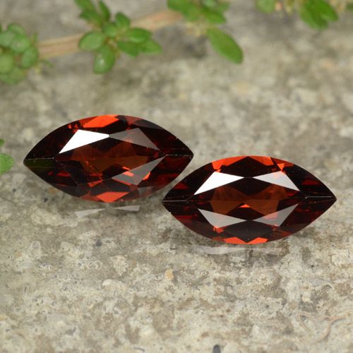 Gemme di Granato Piropo Rosso Merlot naturale da 2.28 ct, Taglio marquise, VVS-VS