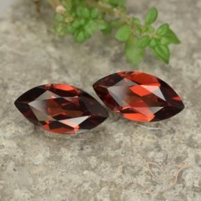 Gemme di Granato Piropo Rosso scuro naturale da 2.25 ct, Taglio marquise, VVS-VS