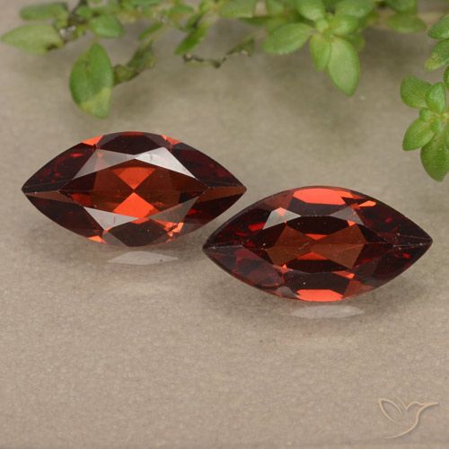 2.15ctw Naturale Rosso scuro Granato Piropo, Taglio marquise, VVS-VS