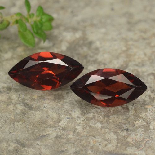 2.37ctw Naturale Rosso scuro Granato Piropo, Taglio marquise, VVS-VS