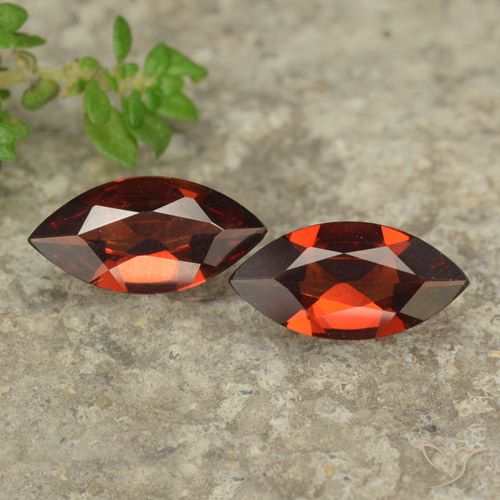 1.71ctw Naturale Ribes Rosso Granato Piropo, Taglio marquise, VVS-VS