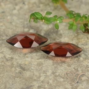 Gemme di Granato Piropo Ribes Rosso naturale da 2.04 ct, Taglio marquise, VVS-VS