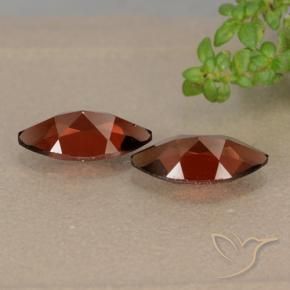 Gemme di Granato Piropo Rosso scuro naturale da 2.66 ct, Taglio marquise, VVS-VS