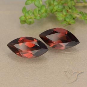 Gemme di Granato Piropo Rosso scuro naturale da 2.36 ct, Taglio marquise, VVS-VS