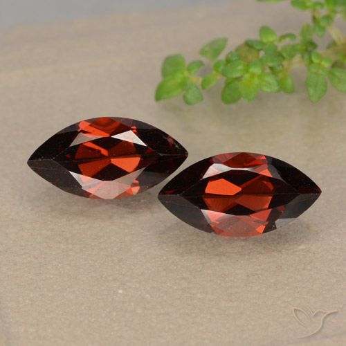 2.70ctw Naturale Rosso scuro Granato Piropo, Taglio marquise, VVS-VS