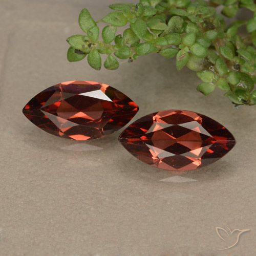 2.53ctw Naturale Rosso medio Granato Piropo, Taglio marquise, VVS-VS