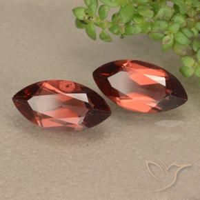 Gemme di Granato Piropo Rosso scarlatto naturale da 2.43 ct, Taglio marquise, VVS-VS