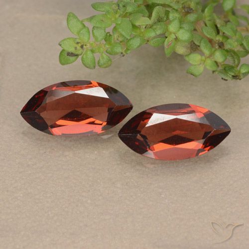 2.10ctw Naturale Rosso medio Granato Piropo, Taglio marquise, VVS-VS