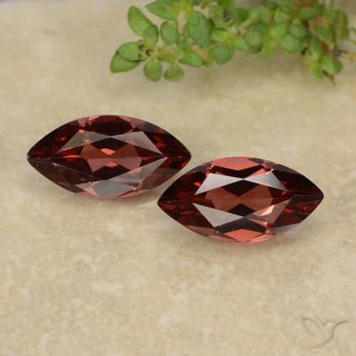 2.39ctw Naturale Rosso bacca intenso Granato Piropo, Taglio marquise, VVS-VS