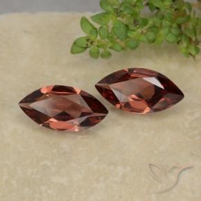 Gemme di Granato Piropo bacca rossa naturale da 1.99 ct, Taglio marquise, VVS-VS