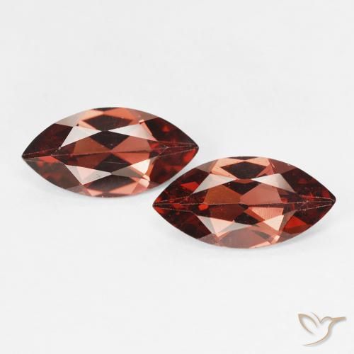 2.27ctw Naturale Medium Dark-Red Granato Piropo, Taglio marquise, VVS-VS