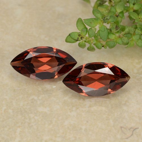 2.30ctw Naturale Rosso scuro Granato Piropo, Taglio marquise, VVS-VS