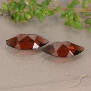 Gemme di Granato Piropo Ribes Rosso naturale da 2.57 ct, Taglio marquise, VVS-VS