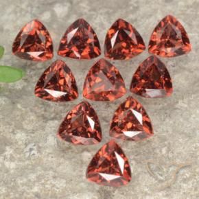 Granato piropo naturale rosso da 2,82 ct, trillion, VS
