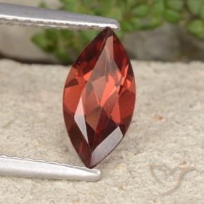 Granato Piropo Rosso intenso naturale da 1.16 ct, Taglio marquise, VVS-VS