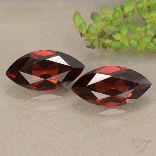 2.54ctw Naturale Rosso scuro Granato Piropo, Taglio marquise, VVS-VS