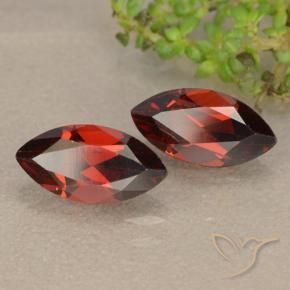 Gemme di Granato Piropo Rosso scuro naturale da 2.60 ct, Taglio marquise, VVS-VS
