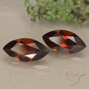 Gemme di Granato Piropo Rosso scuro naturale da 2.57 ct, Taglio marquise, VVS-VS