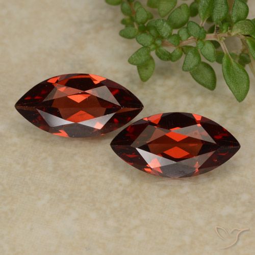 2.18ctw Naturale Rosso scuro Granato Piropo, Taglio marquise, VVS-VS