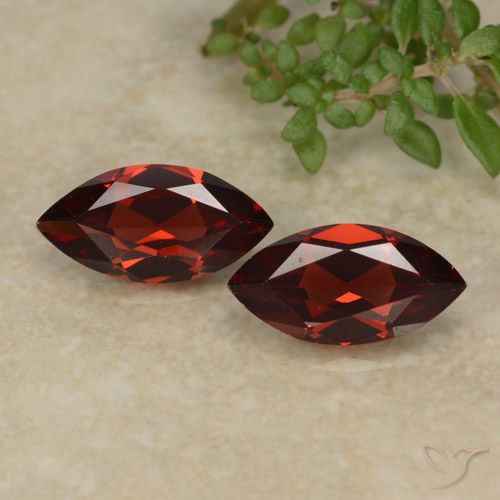 2.38ctw Naturale Rosso scuro Granato Piropo, Taglio marquise, VVS-VS