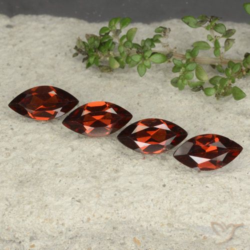 4.35ctw Naturale Rosso scuro Granato Piropo, Taglio marquise, VVS-VS