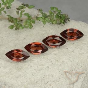 Gemme di Granato Piropo Rosso medio naturale da 4.64 ct, Taglio marquise, VS