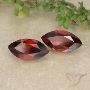 Gemme di Granato Piropo Rosso scarlatto naturale da 2.47 ct, Taglio marquise, VVS-VS