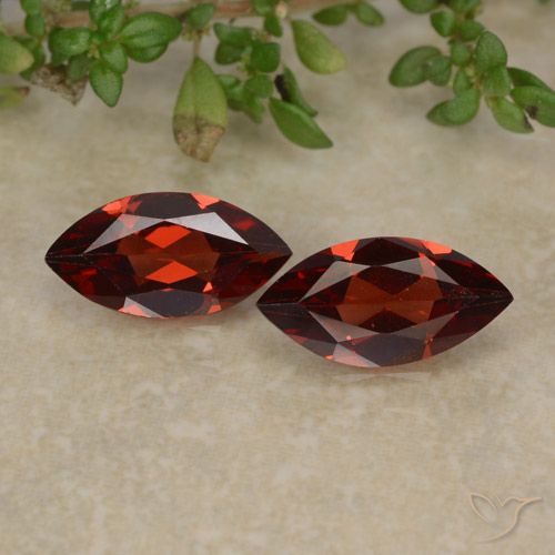 2.10ctw Naturale Rosso scuro Granato Piropo, Taglio marquise, VVS-VS