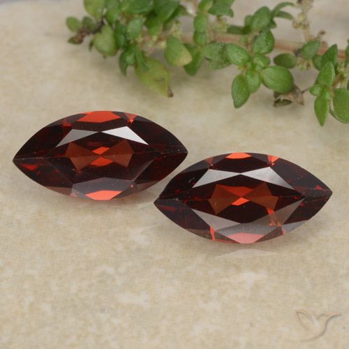 2.47ctw Naturale Rosso scuro Granato Piropo, Taglio marquise, VVS-VS