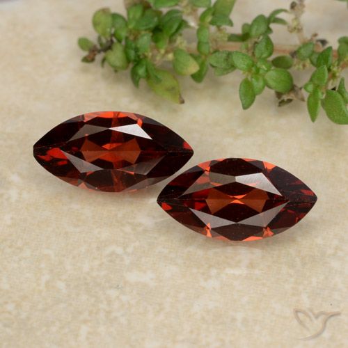 2.43ctw Naturale Rosso scuro Granato Piropo, Taglio marquise, VVS-VS
