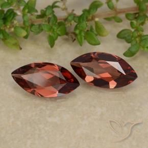 Gemme di Granato Piropo Rosso scuro naturale da 1.97 ct, Taglio marquise, VVS-VS