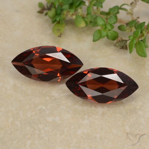 2.22ctw Naturale Rosso scuro Granato Piropo, Taglio marquise, VVS-VS