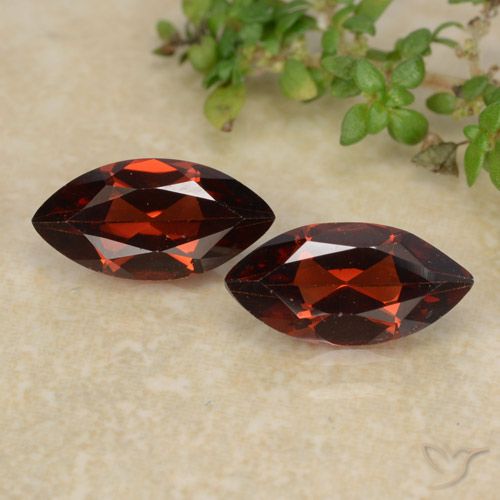 2.33ctw Naturale Rosso scuro Granato Piropo, Taglio marquise, VVS-VS