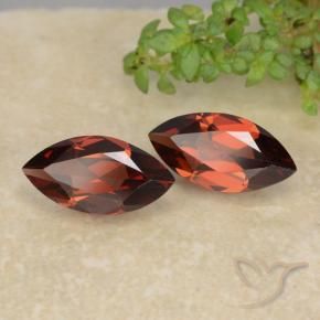 Gemme di Granato Piropo Sangria rossa naturale da 2.39 ct, Taglio marquise, VVS-VS