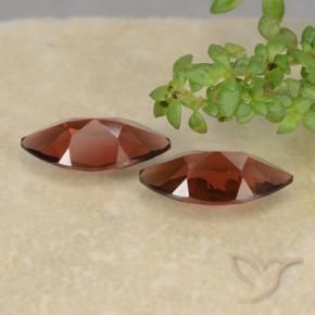 Gemme di Granato Piropo Sangria rossa naturale da 2.39 ct, Taglio marquise, VVS-VS