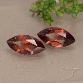 Gemme di Granato Piropo Rosso scarlatto profondo naturale da 2.06 ct, Taglio marquise, VVS-VS
