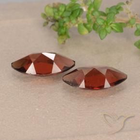 Gemme di Granato Piropo Rosso scuro naturale da 2.51 ct, Taglio marquise, VVS-VS