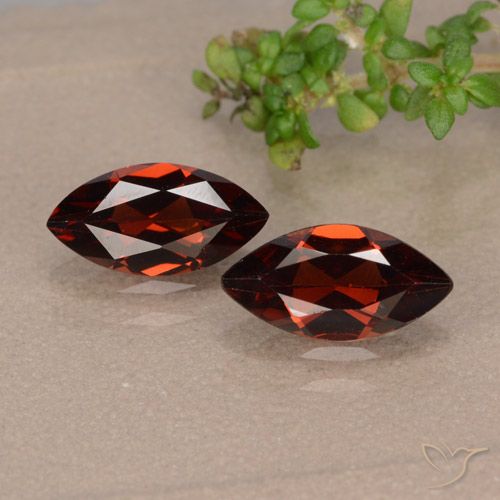 2.21ctw Naturale Rosso scuro Granato Piropo, Taglio marquise, VVS-VS