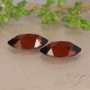 Gemme di Granato Piropo Rosso scuro naturale da 2.78 ct, Taglio marquise, VVS-VS