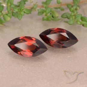 Gemme di Granato Piropo Rosso scuro naturale da 2.32 ct, Taglio marquise, VVS-VS