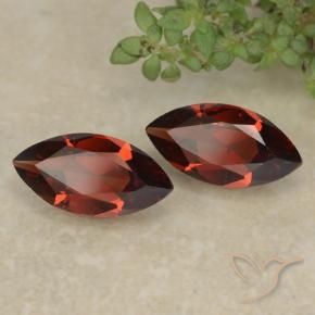 Gemme di Granato Piropo Rosso Sangue Profondo naturale da 2.32 ct, Taglio marquise, VVS-VS