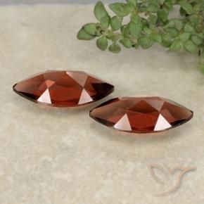 Gemme di Granato Piropo Rosso scarlatto profondo naturale da 2.25 ct, Taglio marquise, VVS-VS